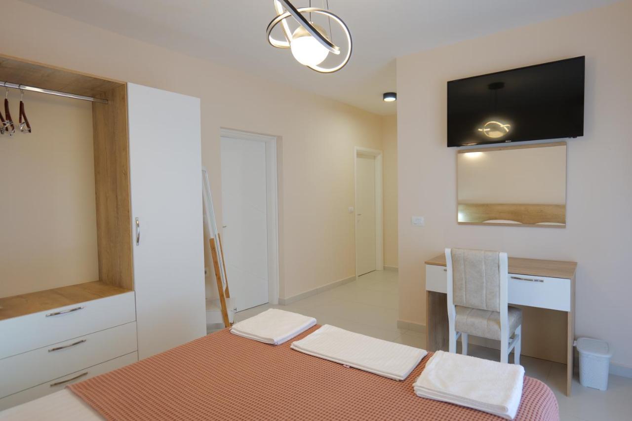 Saranda Luxury Apartments Luaran gambar